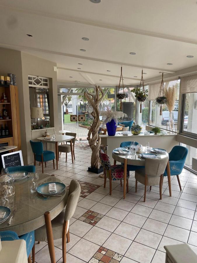 Sainte-Croix  Logis Hotel Restaurant Chez Nous מראה חיצוני תמונה