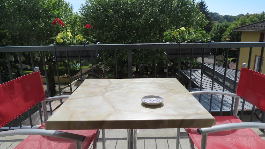 Sainte-Croix  Logis Hotel Restaurant Chez Nous מראה חיצוני תמונה