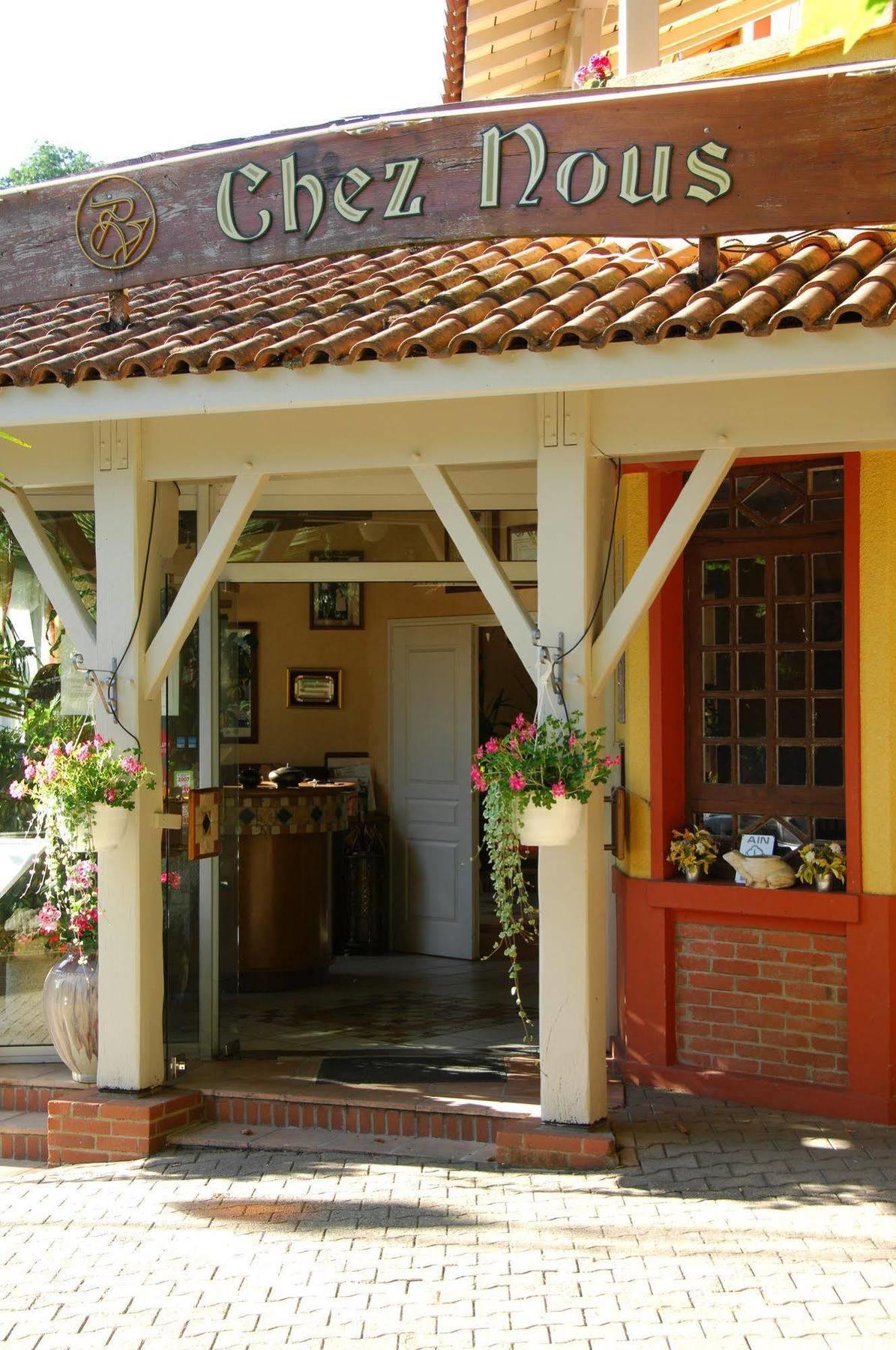 Sainte-Croix  Logis Hotel Restaurant Chez Nous מראה חיצוני תמונה